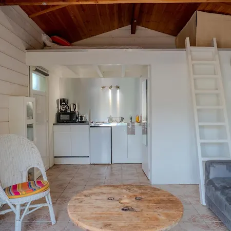 Avec Terrasse Pour 2 Personnes A Lejlighed *