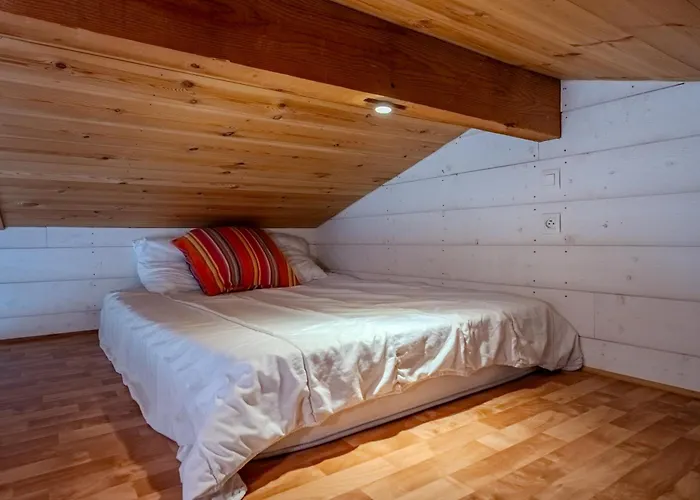 Avec Terrasse Pour 2 Personnes A *